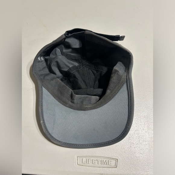 Adidas Gray Hat - Picture 3 of 4